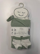 RIB KNIT BLANKET, KNOT HAT AND SOCKS 3PC SET